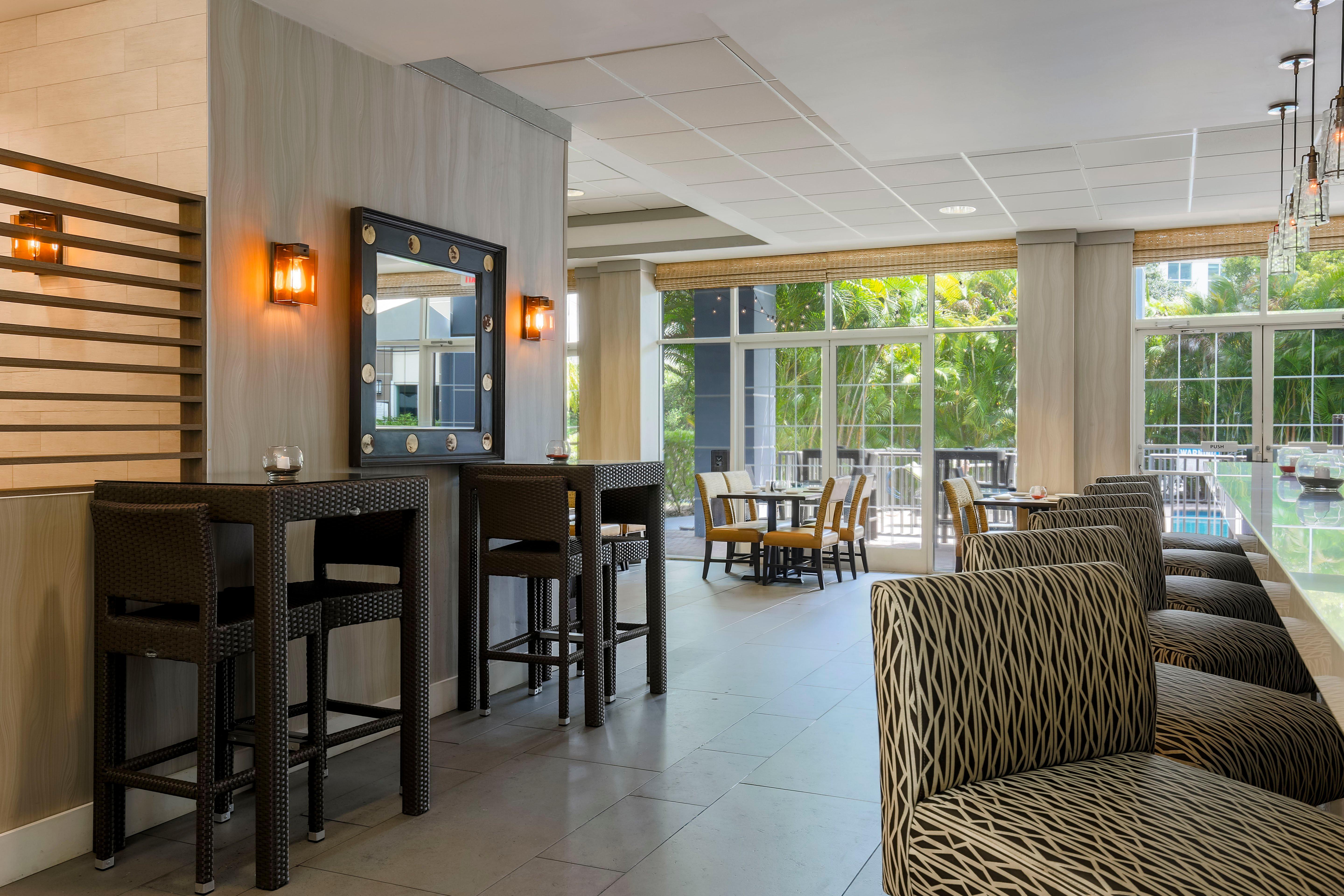 Holiday Inn Miami-Doral Area By Ihg Exterior foto