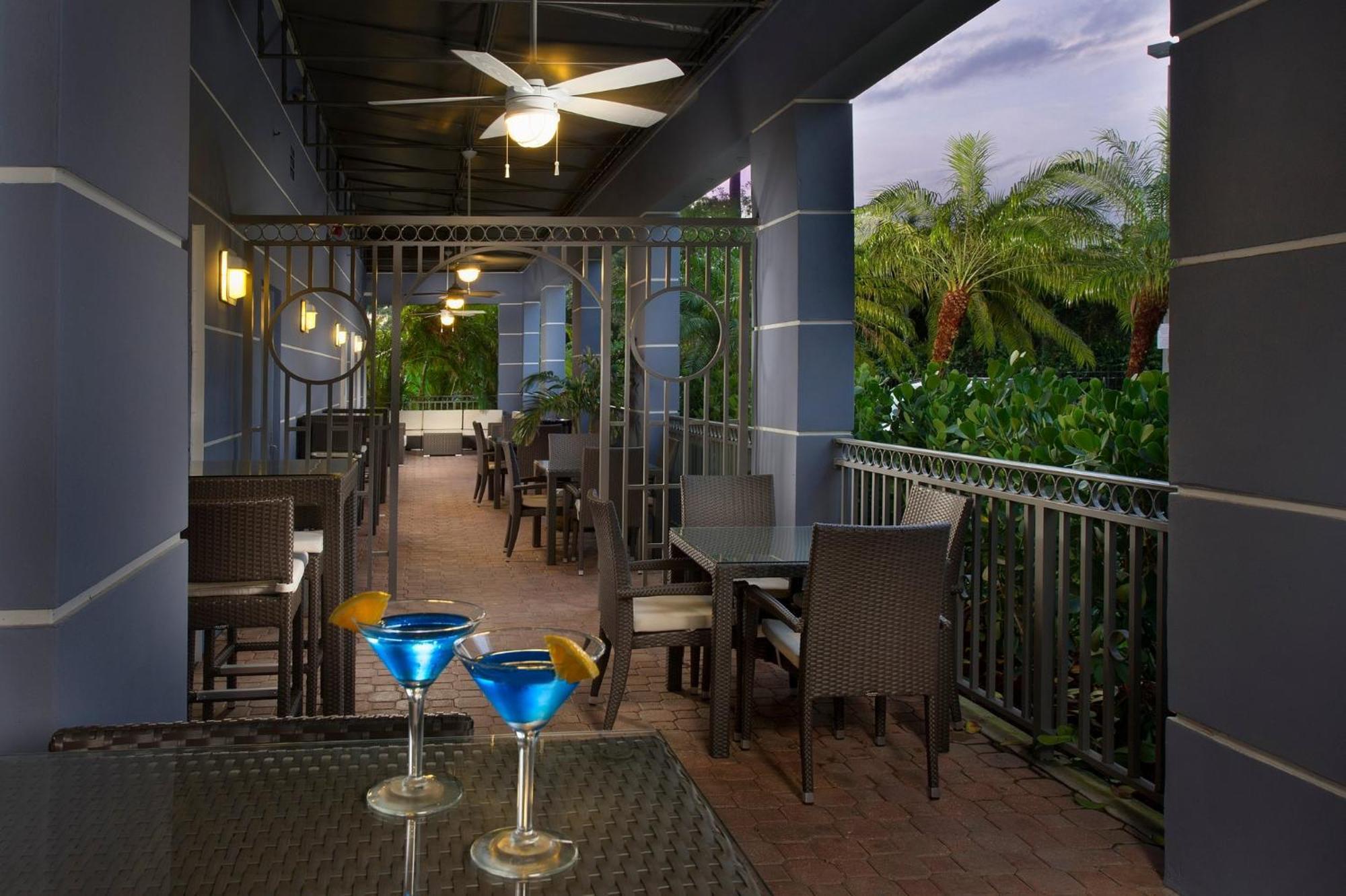 Holiday Inn Miami-Doral Area By Ihg Exterior foto